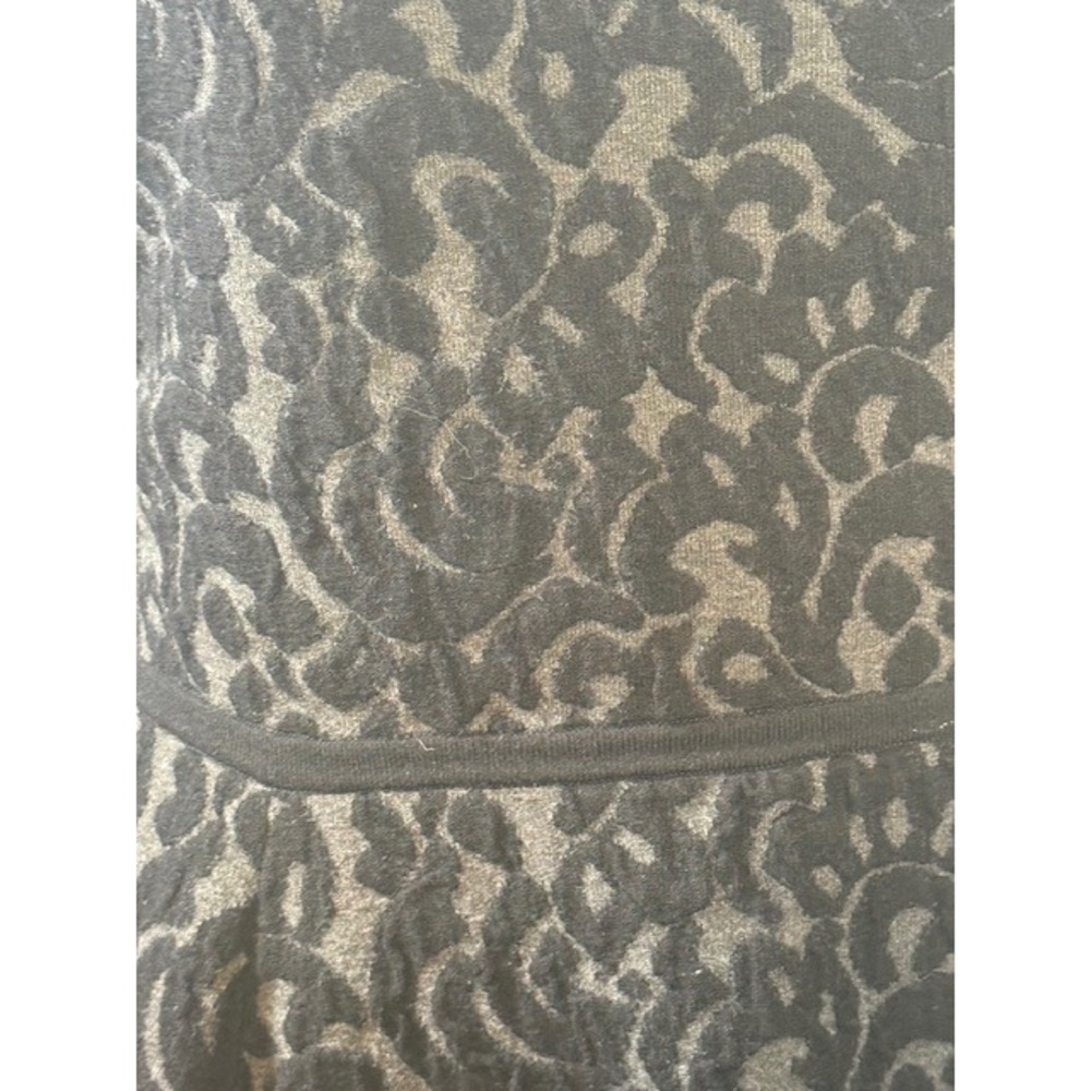 Milly Burnout Velvet Fit Flare Dress Size L Scrollwork Cap Sleeve Black Gray - Picture 4 of 9